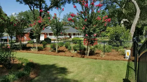 5202 Pine Ridge Dr, Chipley, FL 32428 photo 2
