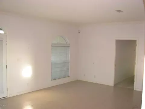 4876 Basswood Rd, Bascom, FL 32423 photo 11