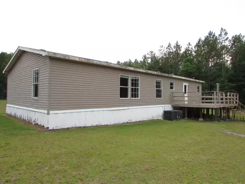 5900 Neals Landing Rd, Bascom, FL 32423 photo 12