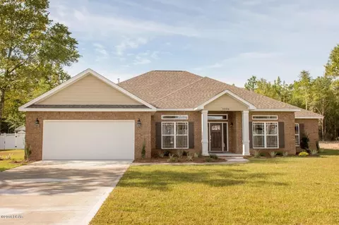 3094 Astro Dr, Crestview, FL 32539 photo 1