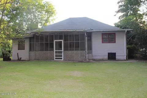 755 3rd St, Chipley, FL 32428 photo 2