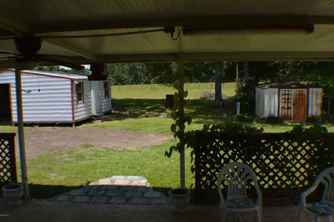 835 Maple, Chipley, FL 32428 photo 8
