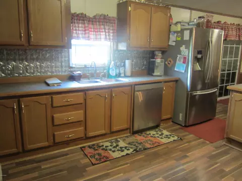 5813 Highway 71, Malone, FL 32445 photo 8