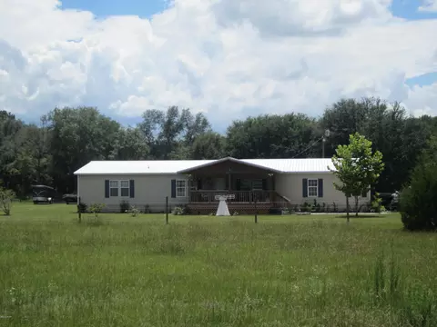 5813 Highway 71, Malone, FL 32445 photo 1