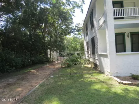 658 Main St, Chipley, FL 32428 photo 4