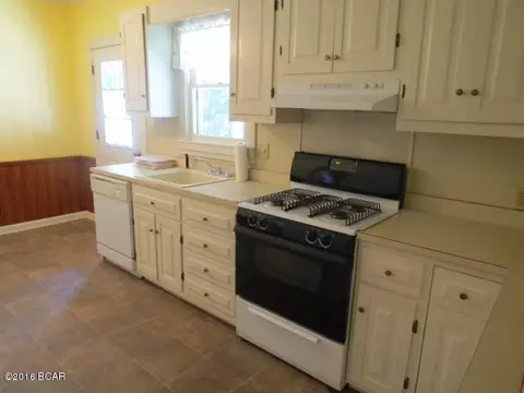 658 Main St, Chipley, FL 32428 photo 13