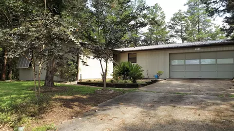 1747 Randolph Dr, Chipley, FL 32428 photo 2
