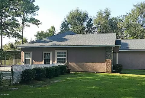 866 Haley Dr, Chipley, FL 32428 photo 4