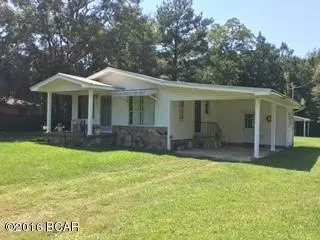 840 Maple St, Chipley, FL 32428 photo 2