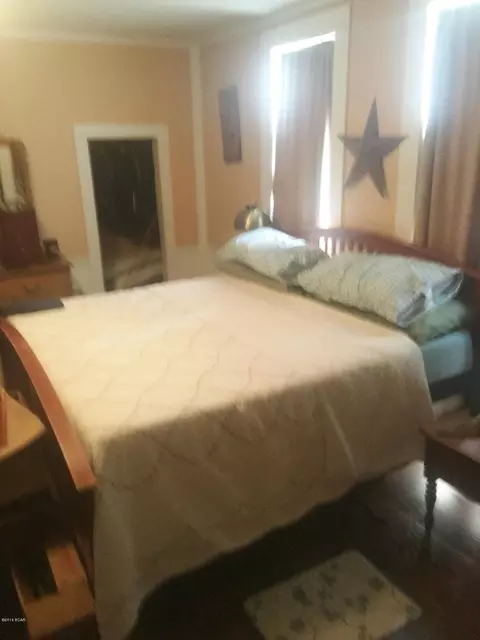 5447 10th St, Malone, FL 32445 photo 16