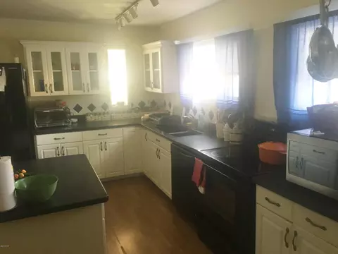 5447 10th St, Malone, FL 32445 photo 8