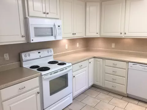 4976 Basswood Rd, Bascom, FL 32423 photo 10