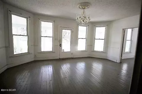 724 5th St, Chipley, FL 32428 photo 7