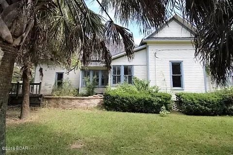 724 5th St, Chipley, FL 32428 photo 2