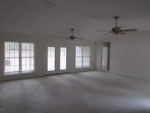 6840 Cox Rd, Bascom, FL 32423 photo 7