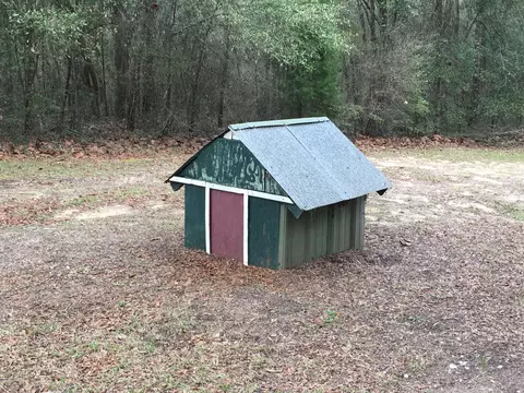 3365 Lakeshore Dr, Chipley, FL 32428 photo 2