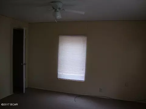 465 2nd St, Chipley, FL 32428 photo 9