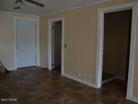 465 2nd St, Chipley, FL 32428 photo 7