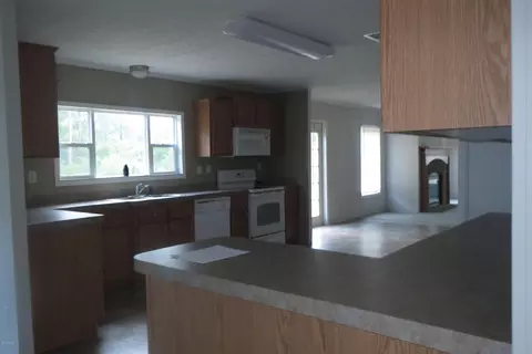 7221 Elder Ct, Youngstown, FL 32466 photo 4