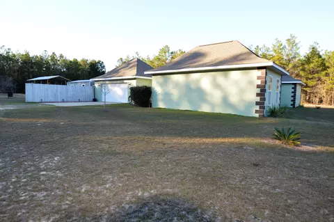 5124 Casper Dr, Chipley, FL 32428 photo 2