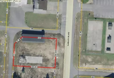 3675 Gables Blvd, Chipley, FL 32428 photo 1