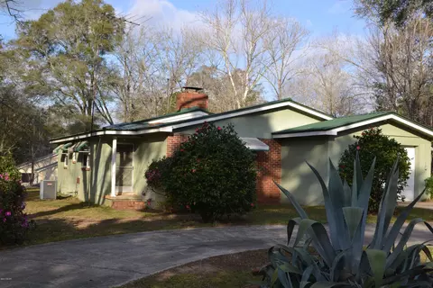 2039 Section Ave, Sneads, FL 32460 photo 1