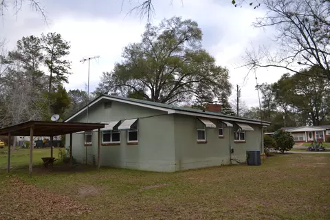 2039 Section Ave, Sneads, FL 32460 photo 4