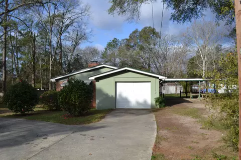 2039 Section Ave, Sneads, FL 32460 photo 2