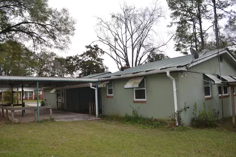 2039 Section Ave, Sneads, FL 32460 photo 3