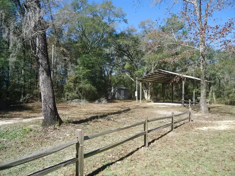 6900 Mattie Pond, Bascom, FL 32423 photo 2