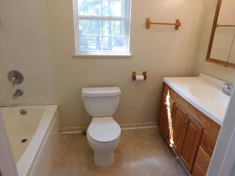 682 Main St, Chipley, FL 32428 photo 7