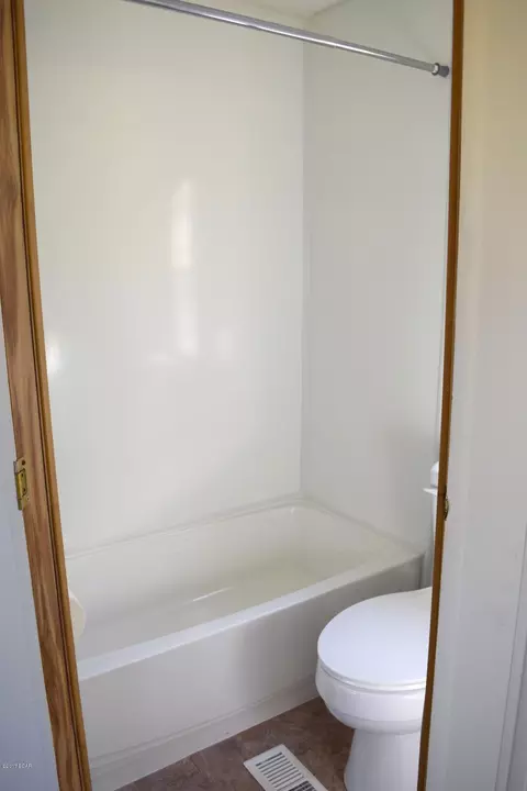 2374 Suggs Rd, Chipley, FL 32428 photo 6