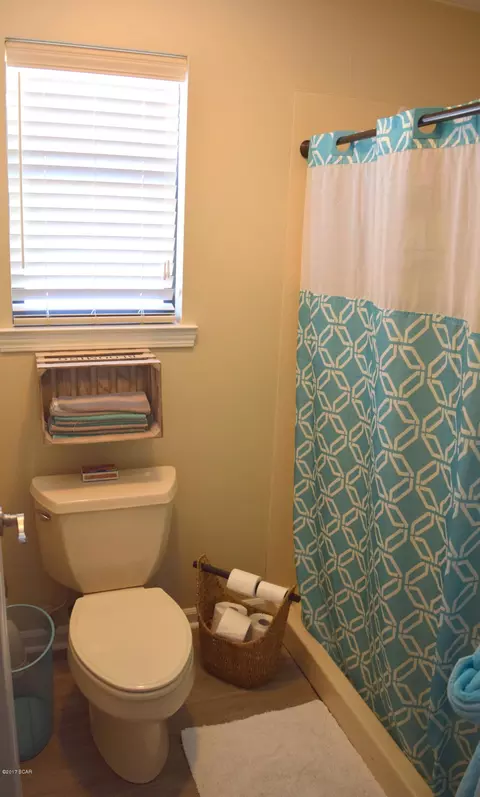 783 5th St, Chipley, FL 32428 photo 9