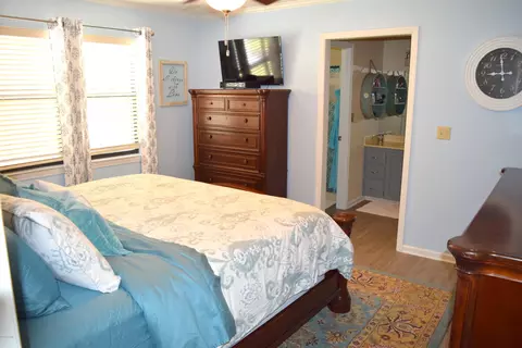 783 5th St, Chipley, FL 32428 photo 8