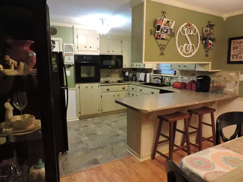 778 7th St, Chipley, FL 32428 photo 6