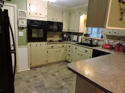778 7th St, Chipley, FL 32428 photo 7