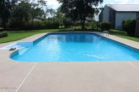 4924 Highway 2, Malone, FL 32445 photo 6