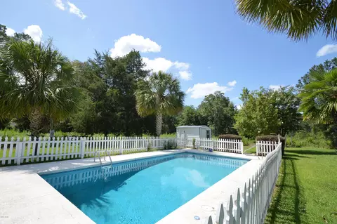 96 Barber Rd, Chipley, FL 32428 photo 3