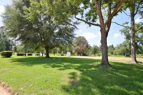 96 Barber Rd, Chipley, FL 32428 photo 8