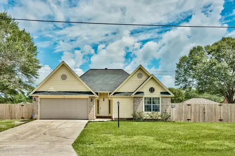 110 Kipling Dr, Crestview, FL 32539 photo 1