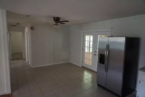 781 Gilbert Dr, Chipley, FL 32428 photo 11