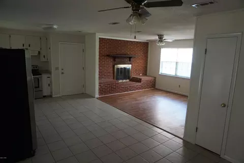 781 Gilbert Dr, Chipley, FL 32428 photo 8