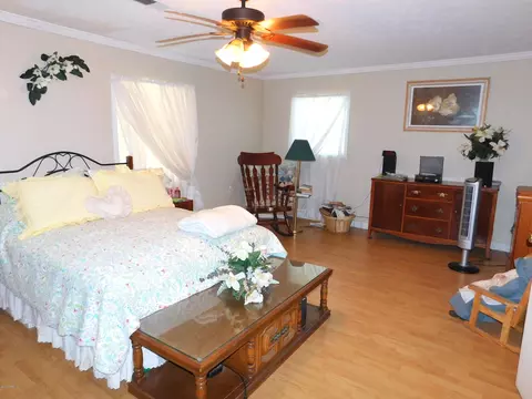 1095 Earlene Ln, Chipley, FL 32428 photo 6