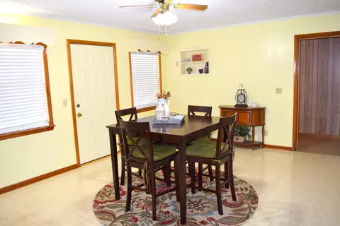817 Maple St, Chipley, FL 32428 photo 5