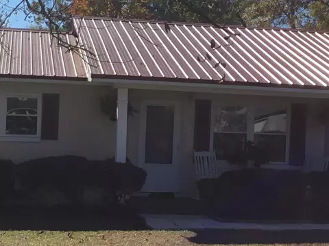1241 Grace Ave, Chipley, FL 32428 photo 3
