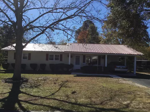 1241 Grace Ave, Chipley, FL 32428 photo 2