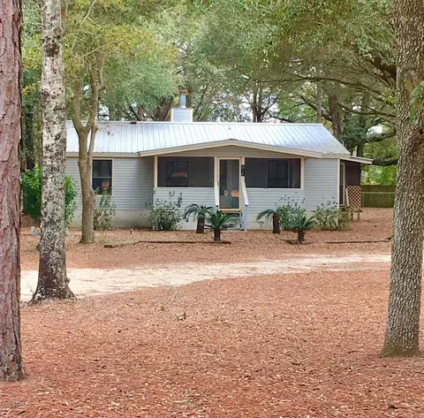 3022 Caroline Dr, Chipley, FL 32428 photo 1