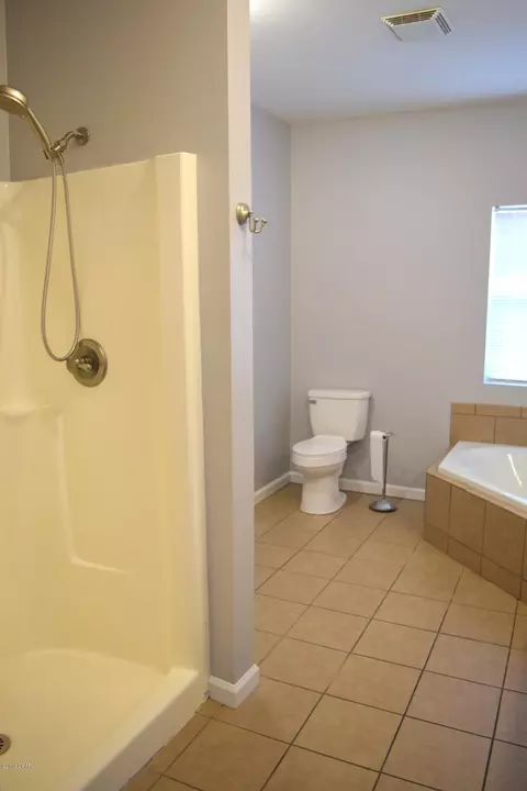 1335 Forrest Ave, Chipley, FL 32428 photo 9