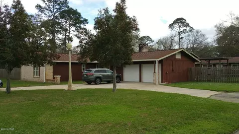 501 E 4th St, Lynn Haven, FL 32444 photo 1