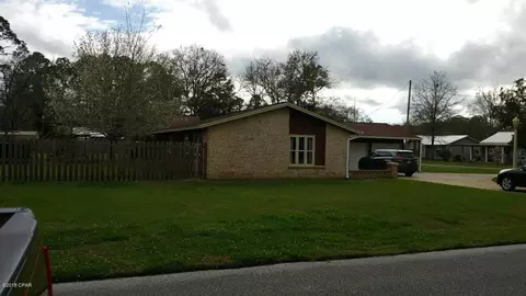 501 E 4th St, Lynn Haven, FL 32444 photo 7